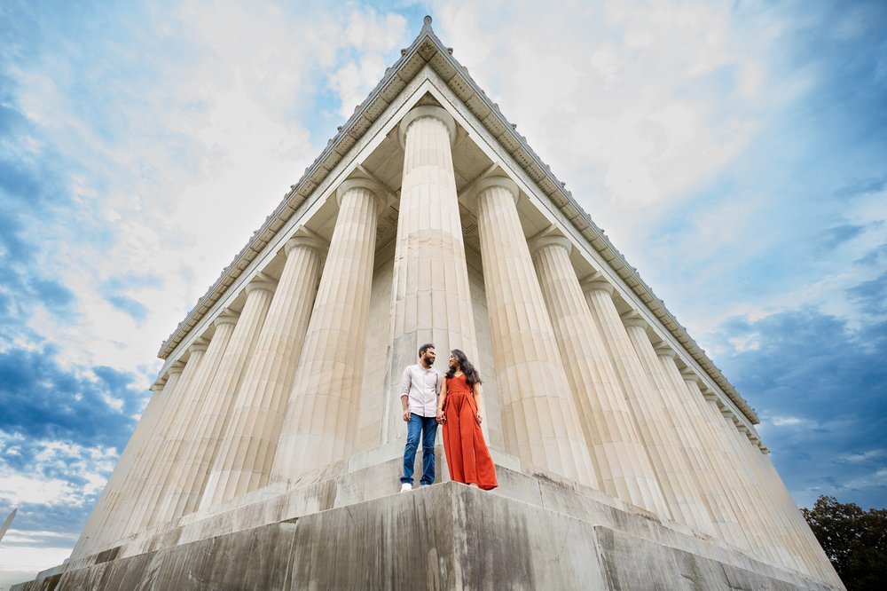 Lincoln memorial engagement photos Mantas Kubilinskas captured real moments of couple having great time at their photoshoot and proposal.jpg