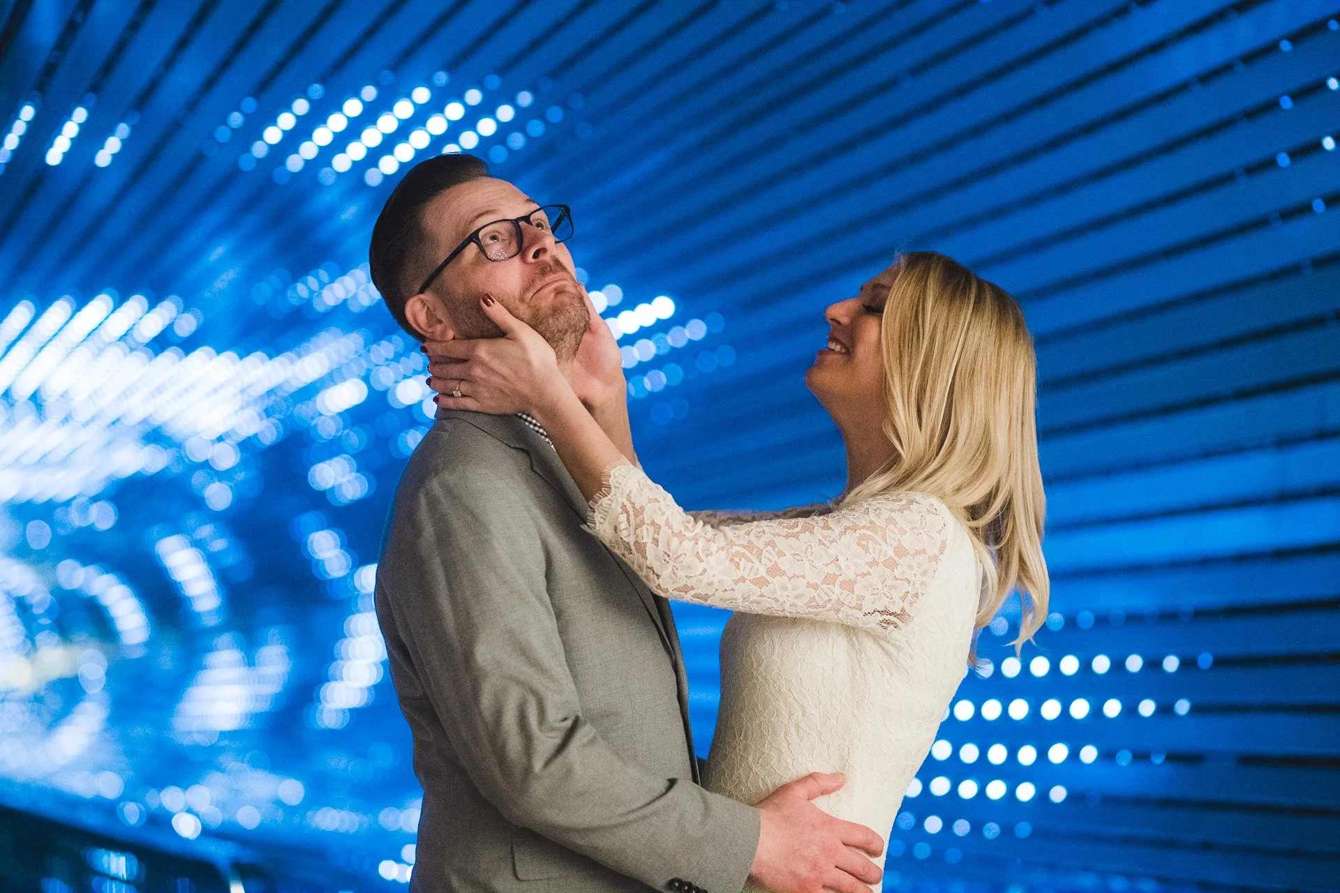 playful-engagement-portrait-national-gallery-washington-dc.jpg