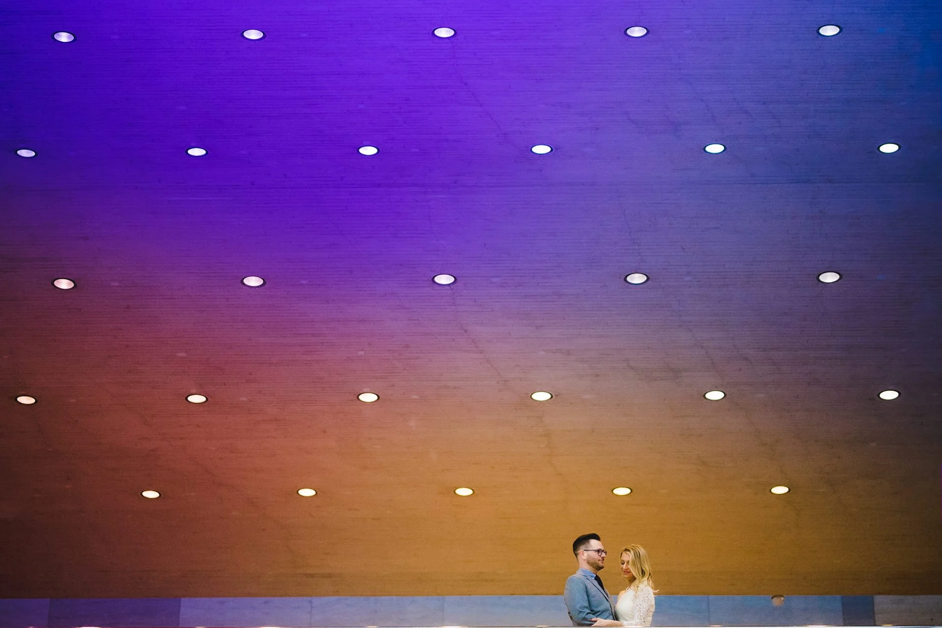 national-gallery-engagement-session-gradient-wall-washington-dc.jpg