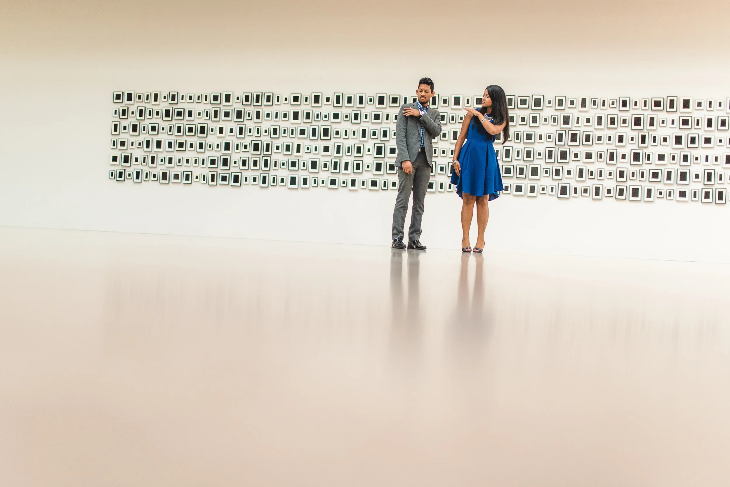couple-marble-architecture-national-gallery.jpg