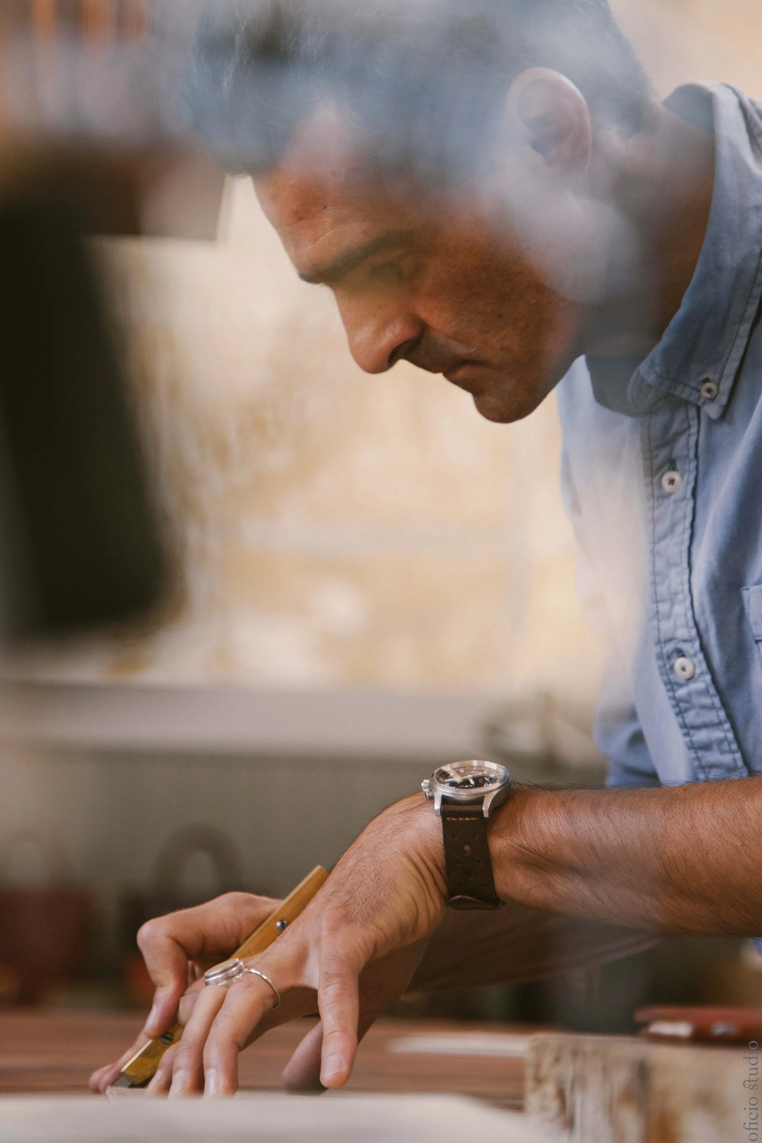 OficioStudio_WatchStrap_Suede2.jpg