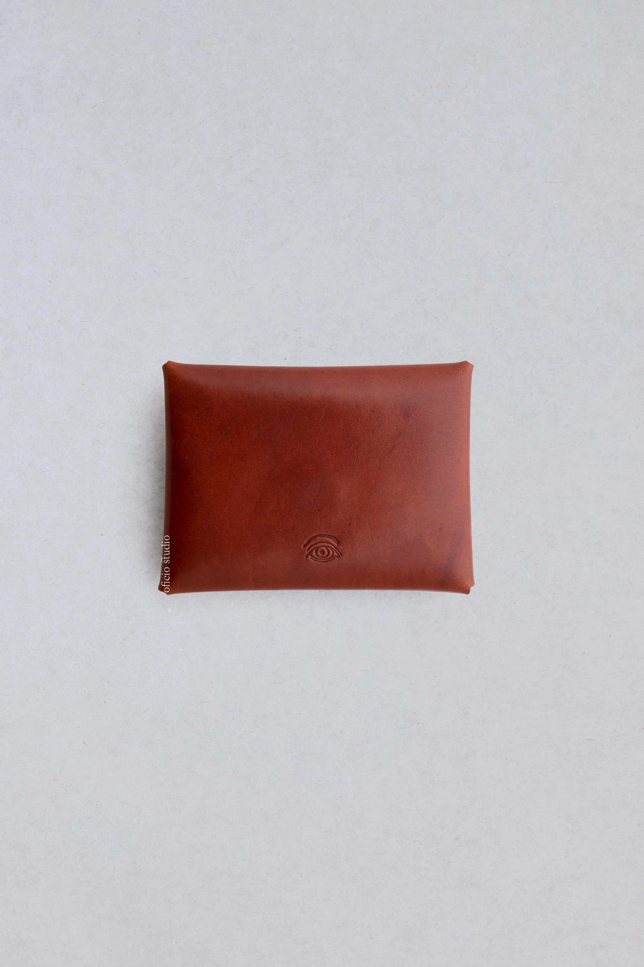 Oficio_Studio_EnvelopeCardCase_Tobacco3.jpg