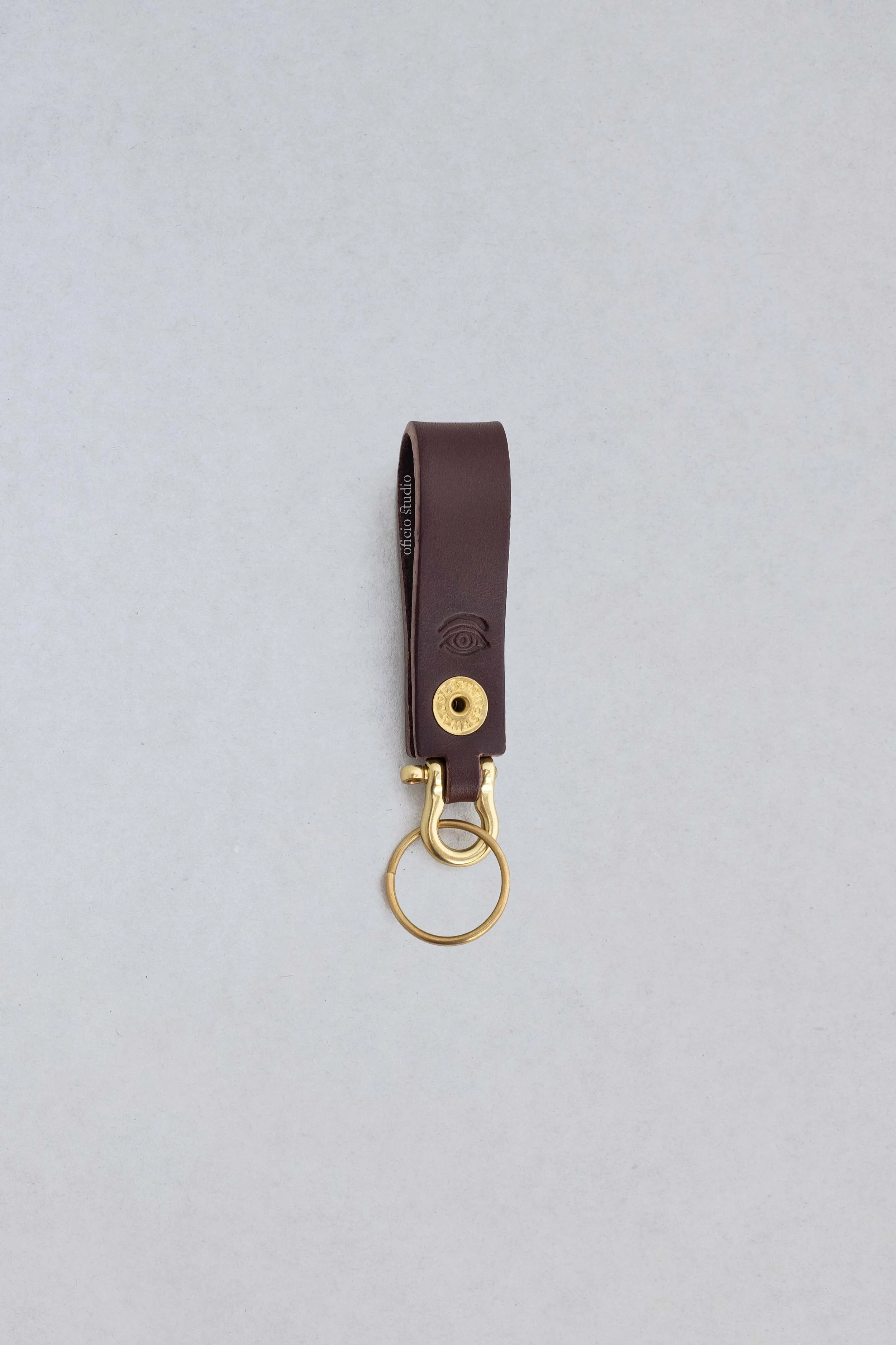Oficio_Studio_BeltKeyfob_DarkChocolate2.jpg