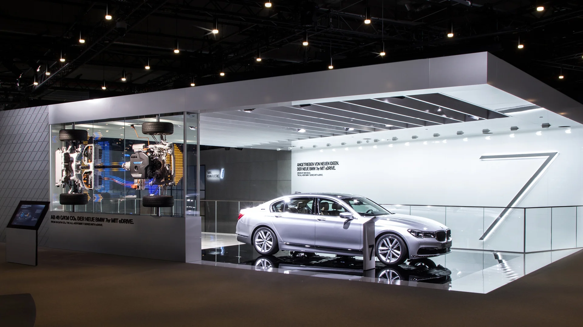 yellow_iaa_2015_main.jpg
