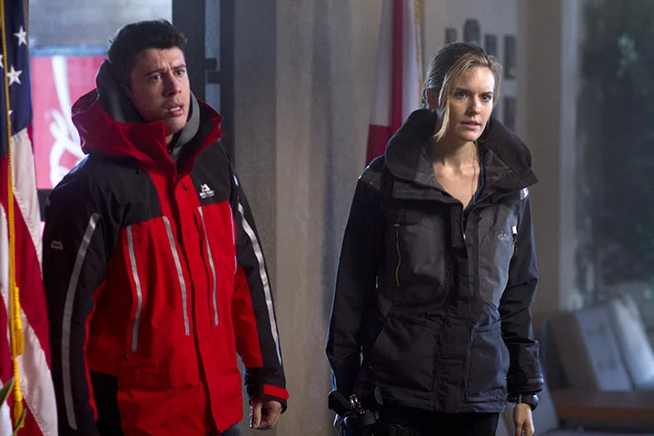 the-hurricane-heist-maggie-grace-toby-kebbell.jpg