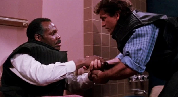 ff-lethal-weapon-toilet1.jpg