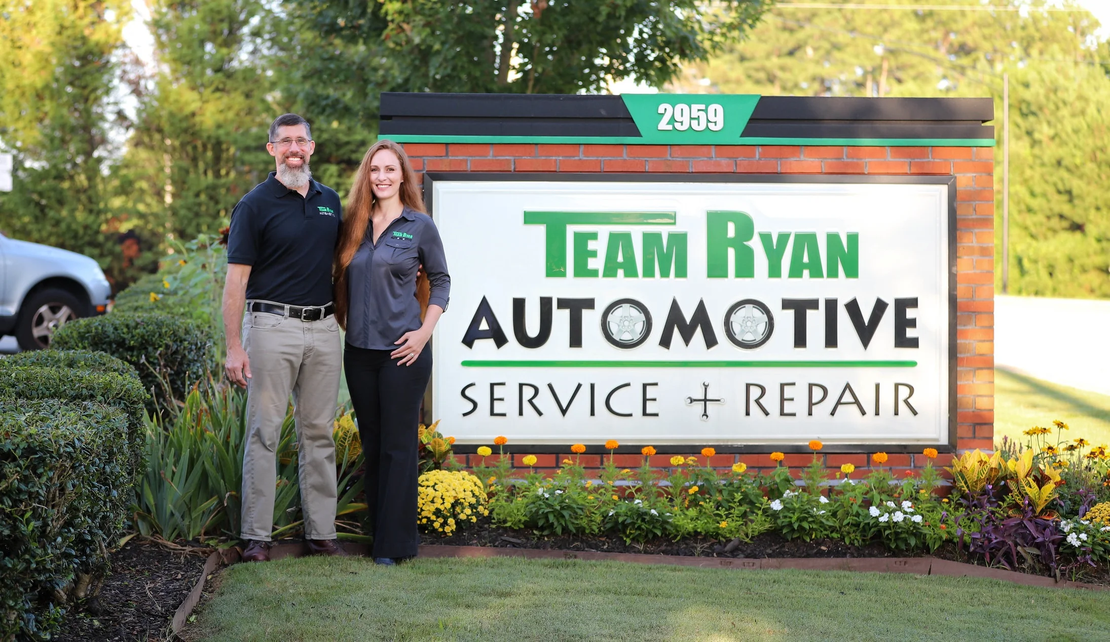 Team+Ryan+Automotive+front+sign.jpg