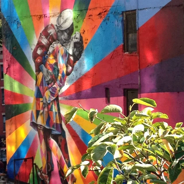 MANHATTAN: EDUARDO KOBRA 