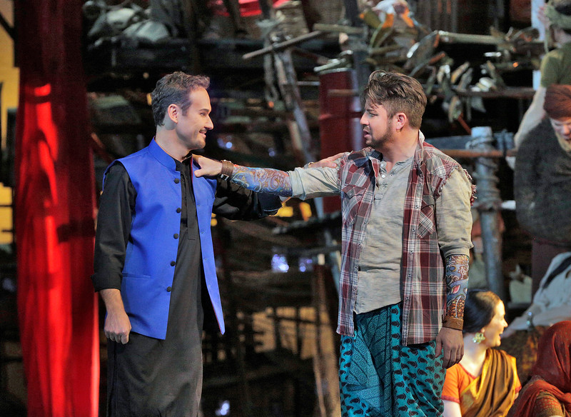 Zurga and Nadir sing the famous duet from The Pearl Fishers