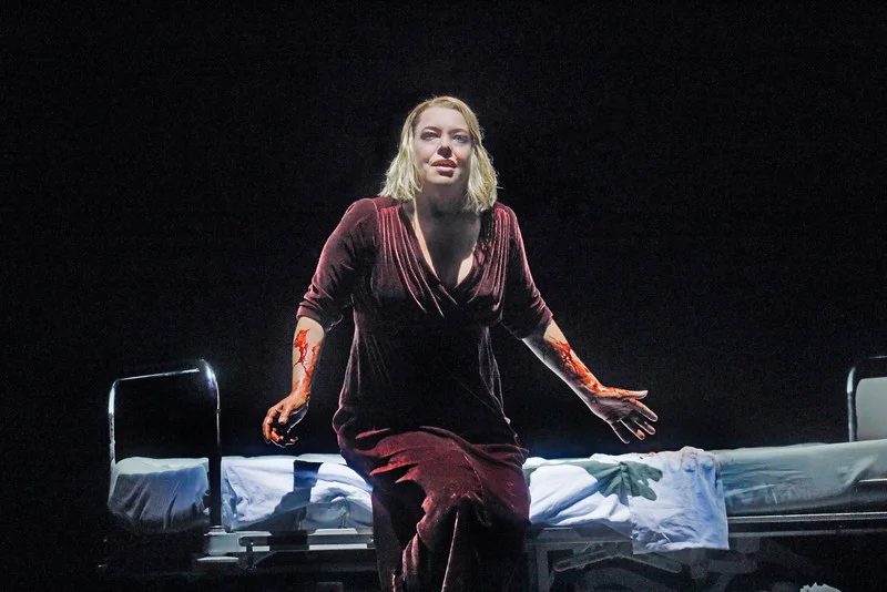 Isolde joins Tristan in death during the Liebestod