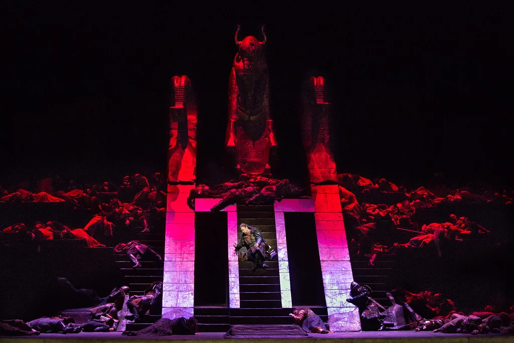 A remorseful Nabucco in Babylon