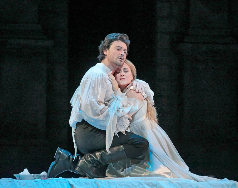 Vittorio Grigolo with Diana Damrau as Juliette