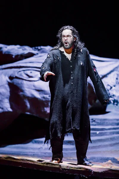 Gerald Finley as Athanaël, a Cenobite monk