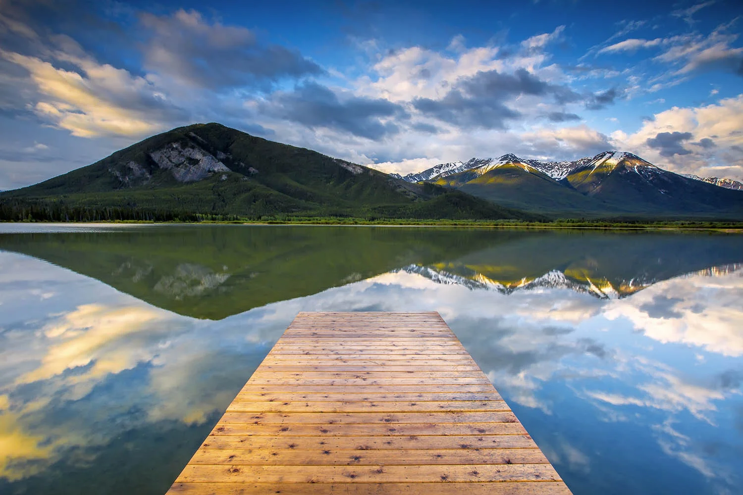 Vermillion Lakes, Banff National Park. Canada.