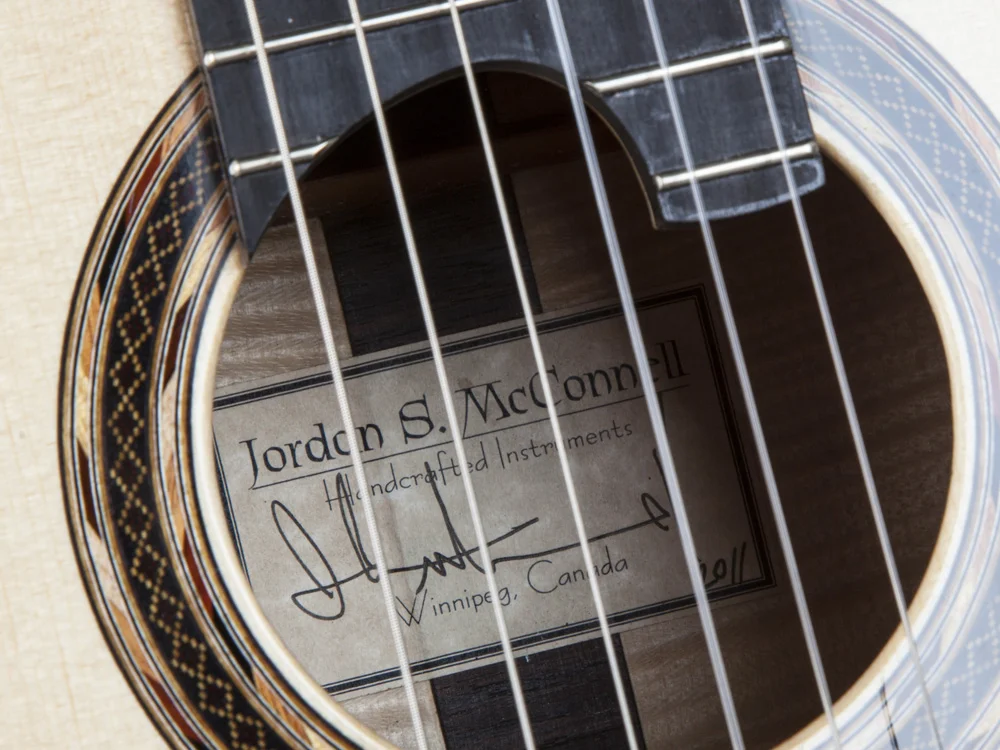 guitar_38_gallery_01.jpg
