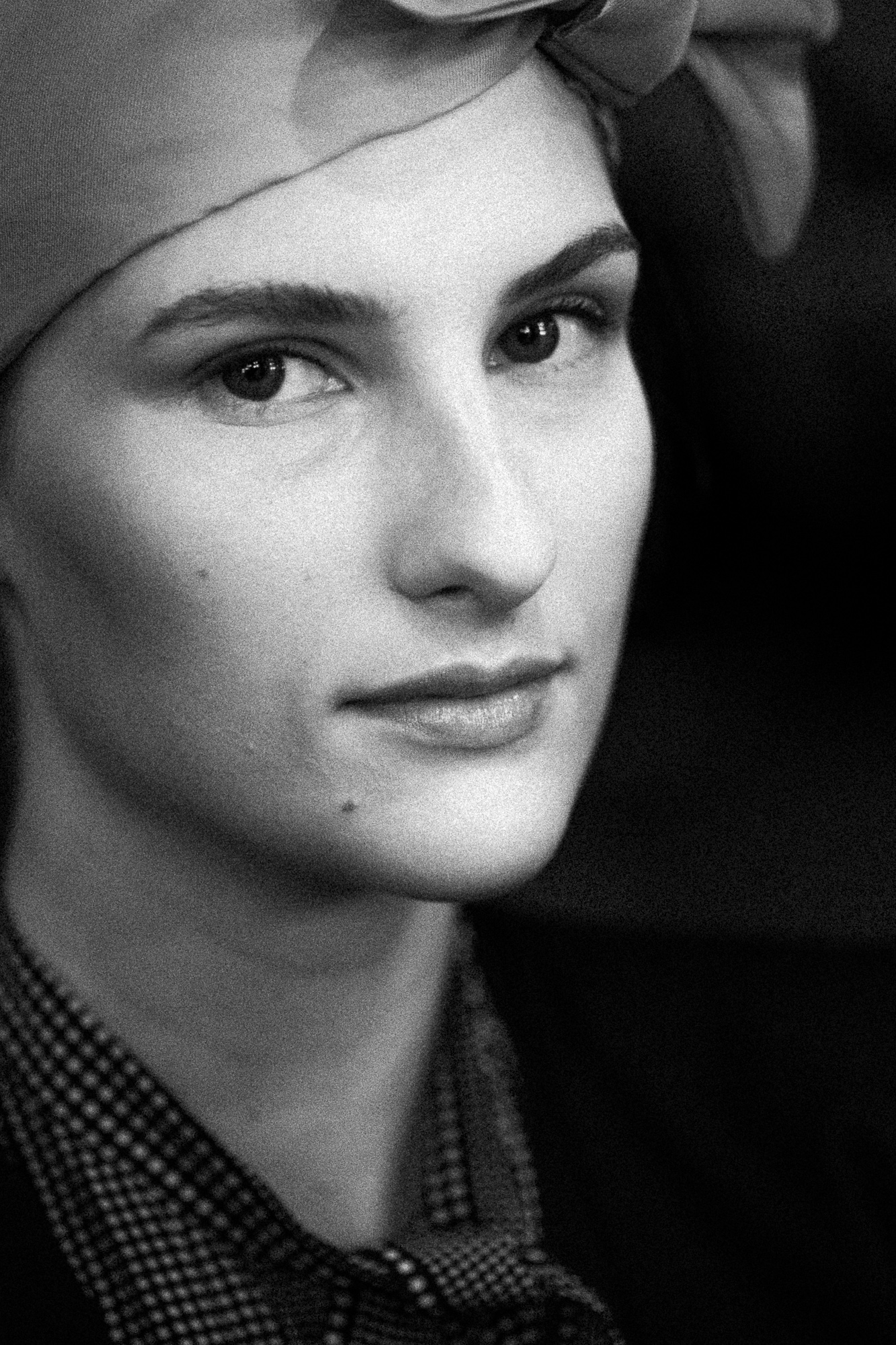 oscar-arribas-beauty-backstage-madrid-fashion-week-cibeles-photography-moda-desfile-fotografo-photographer-portrait-retrato-35__MG_5065.jpg