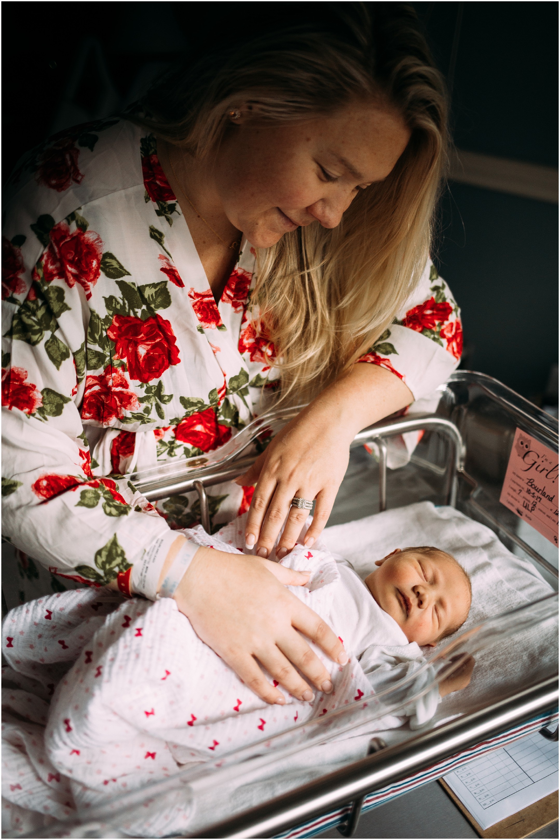 louisville newborn hospital photographer