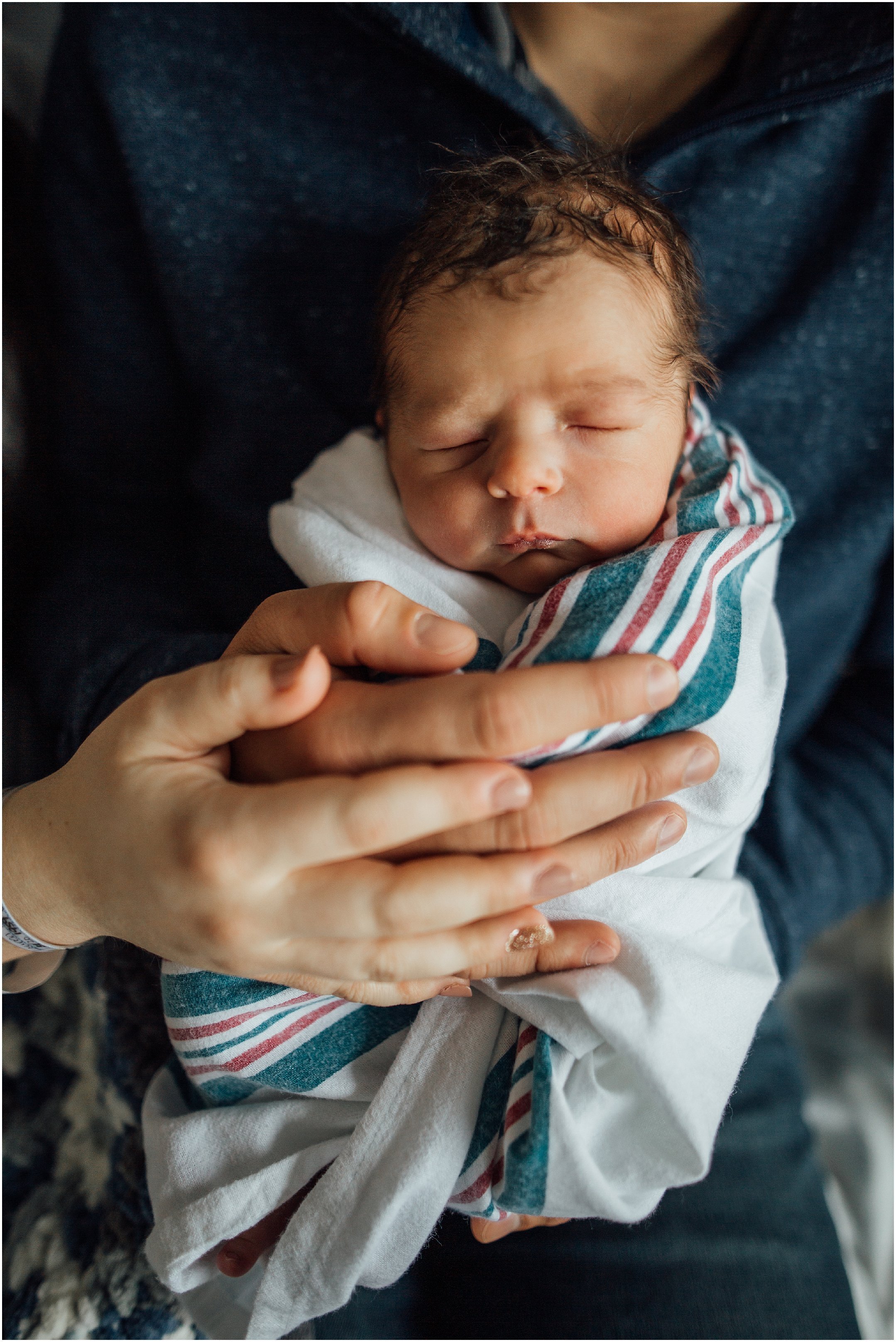 Louisville Newborn Lifestyle Photography_4390.jpg