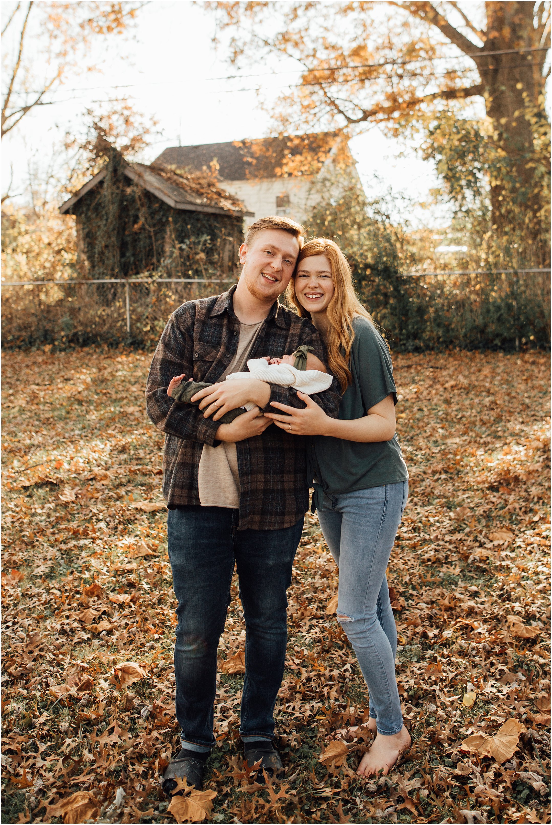 Kelly Lovan Photography | southern indiana newborn photographer | newborn photography style | newborn photography posing ideas | newborn lifestyle photography | newborn photography in the fall 