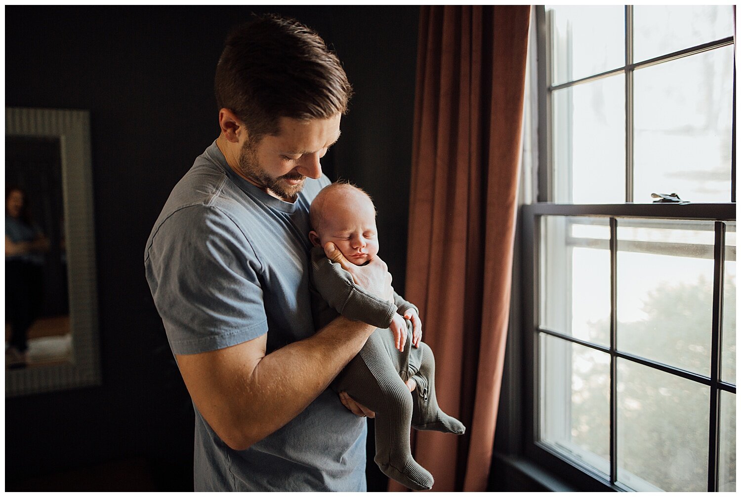 indiana newborn photography | newborn photo | fatherhood | Kelly Lovan photography