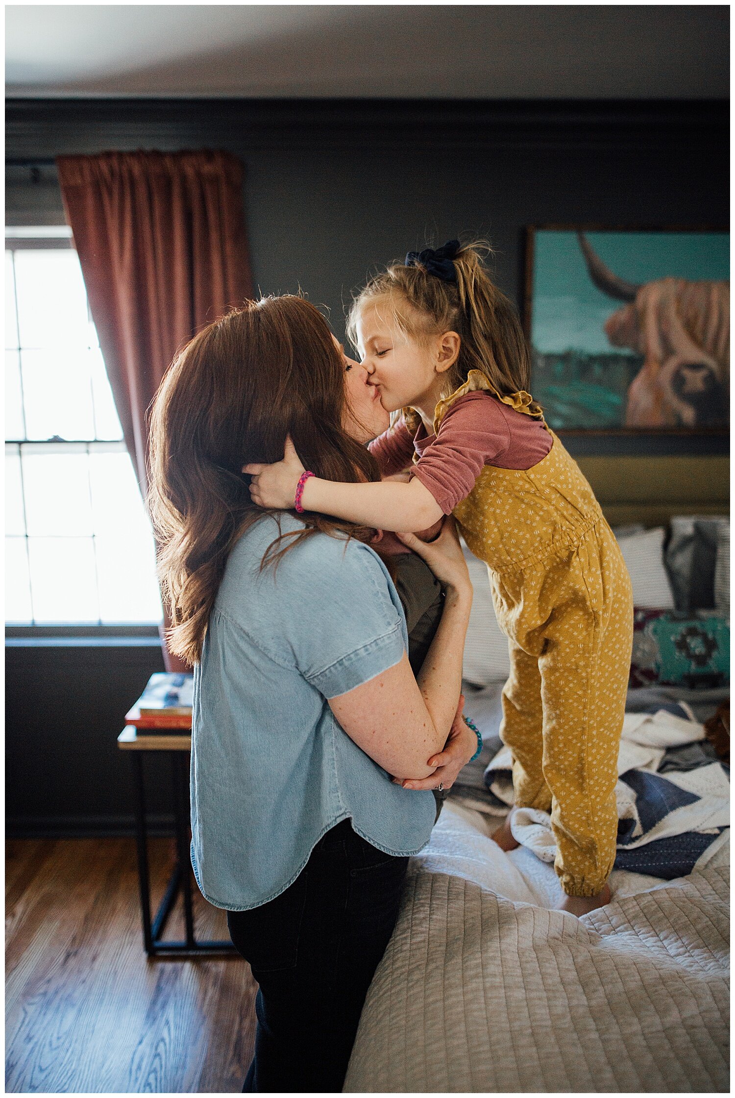 Louisville family photography | lifestyle photography | home photo session | family | Kelly Lovan photography | documentary photography | home photography | motherhood