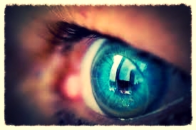 There are a number of reasons why you might prefer contact lenses to standard eyewear: a glasses-free look, hassle-free vision correction, wearing non-prescription sunwear and goggles, or the convenience of not having to worry about misplacing your glasses. If you have a high prescription or astigmatism, contact lenses may provide more enhanced vision correction than glasses. Today, you can even replace your bifocal glasses with bifocal contact lenses. Your eye care provider can recommend the best contact lenses for you based on a complete eye examination and a review of your visual needs both at work and play. Since most people can wear more than one type of lens, it’s important to know what the choices are and the advantages and disadvantages to each.