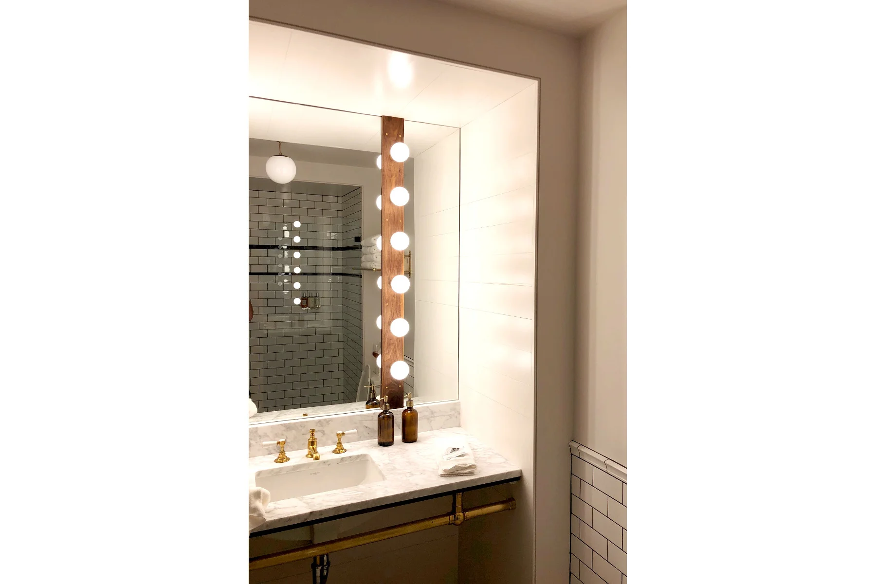 Surf Hotel - Buena Vista Colorado - Interior