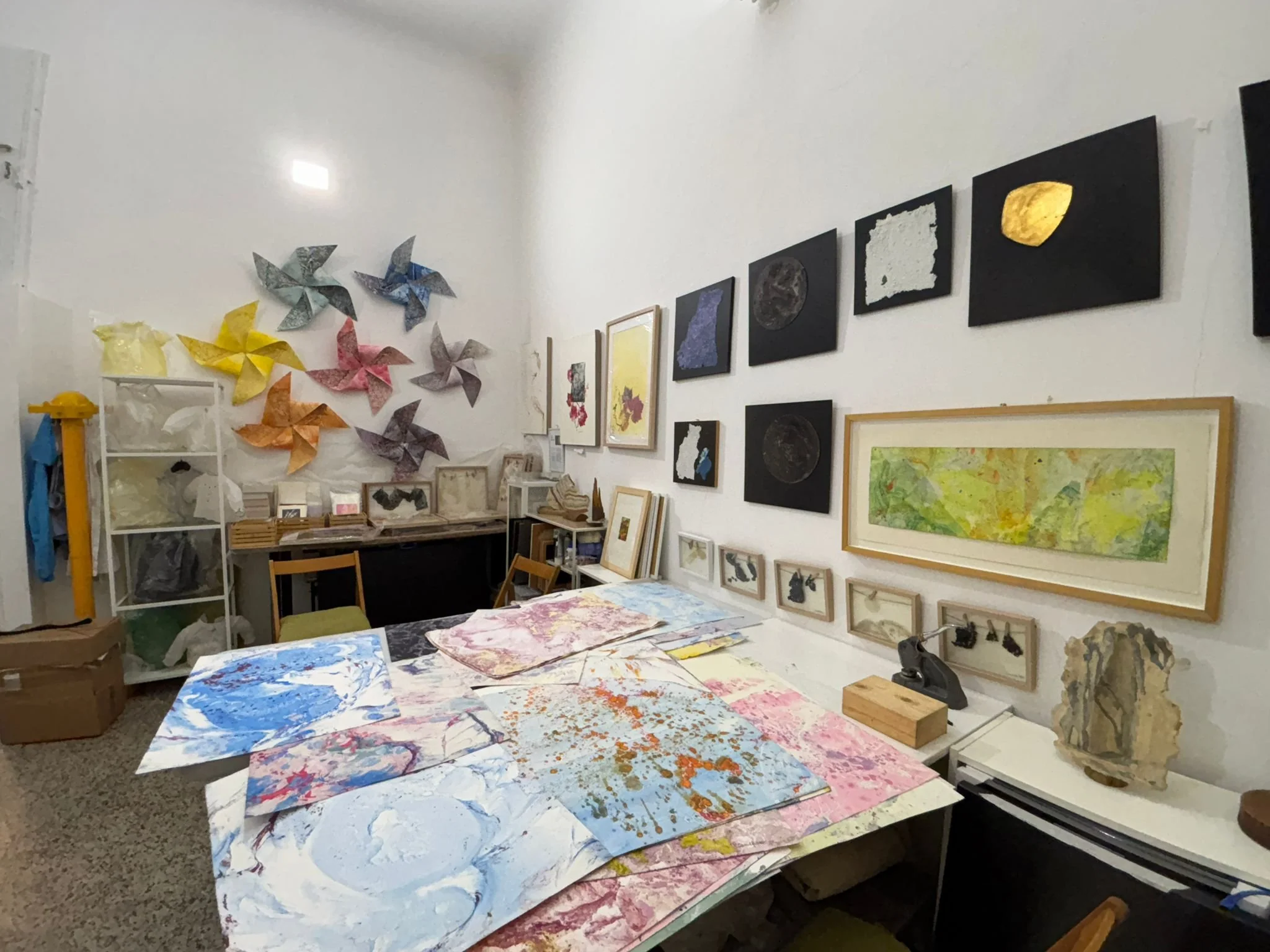 Contemporaneo Amaci, AtelierVetrina e metafore in baraonda