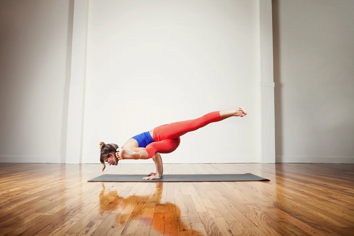 Nicole Zuelke doing yoga. san diego commercial photographer, san diego fitness photographer, san diego fitness photography, southern sports photographer, California sports photographer
