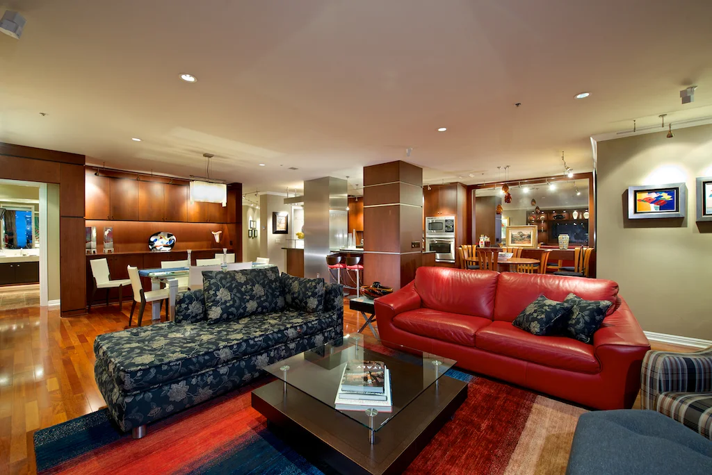 GREAT ROOM.jpg