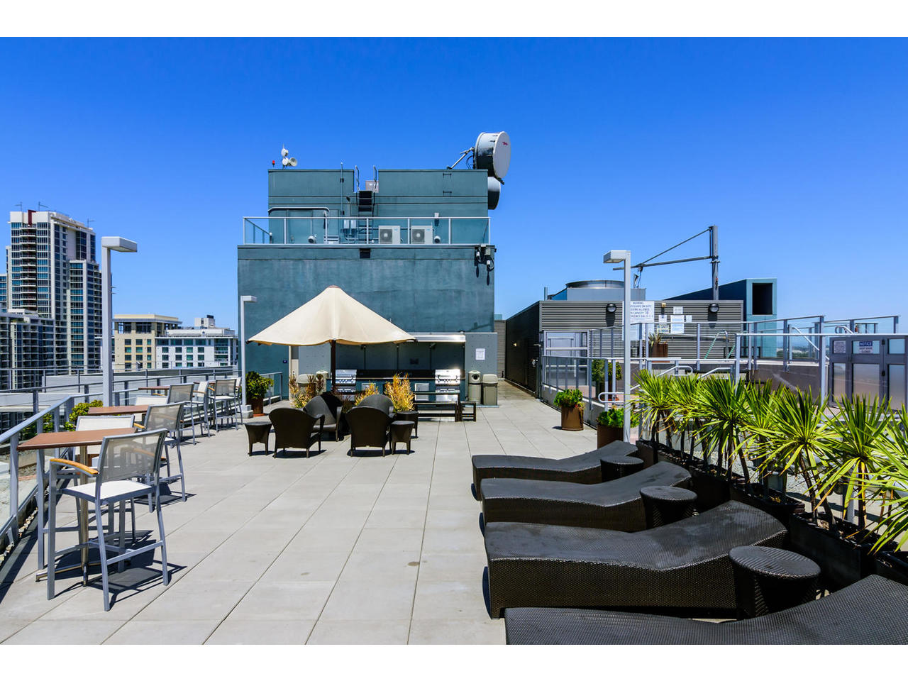1080 Park Blvd Unit 912 San-018-21-1080 Park Blvd Unit 912 San-MLS_Size.jpg
