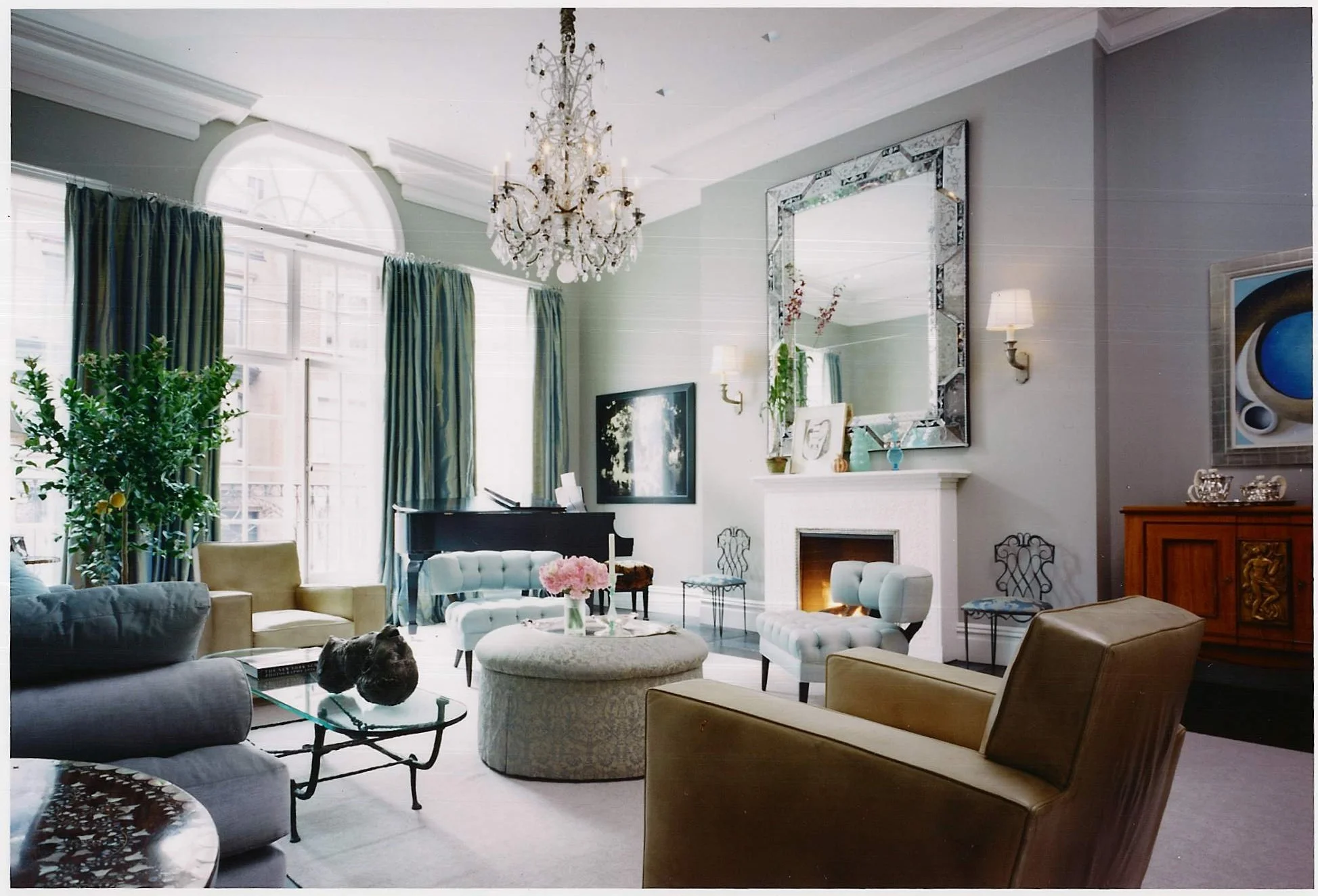 Living Room.JPG