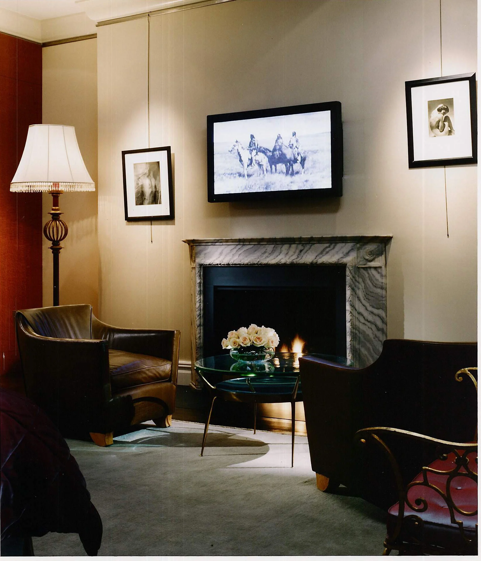 Master Bedroom - Fireplace.JPG