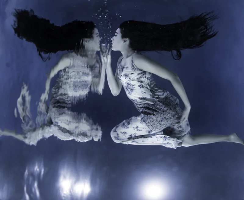 cassidy mirrored modelMayhem.jpg