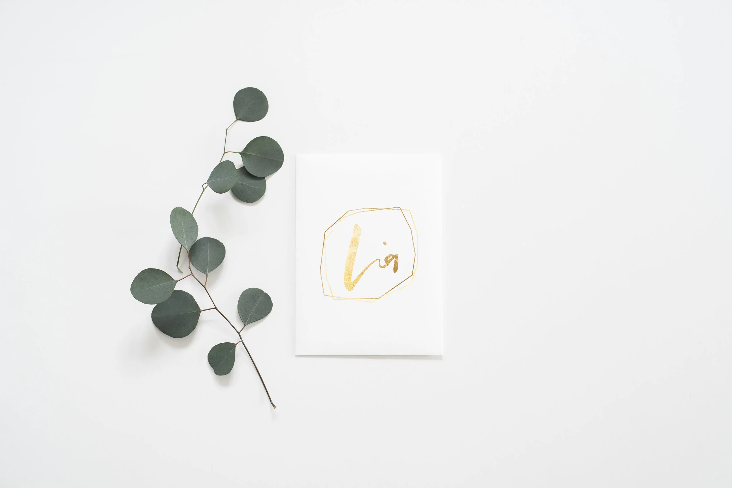 Lia_Lohrer_Logo_Gold.jpg
