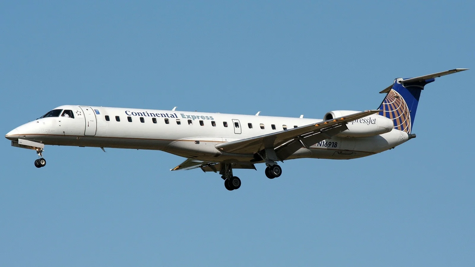 2001 Embraer ERJ-145LR