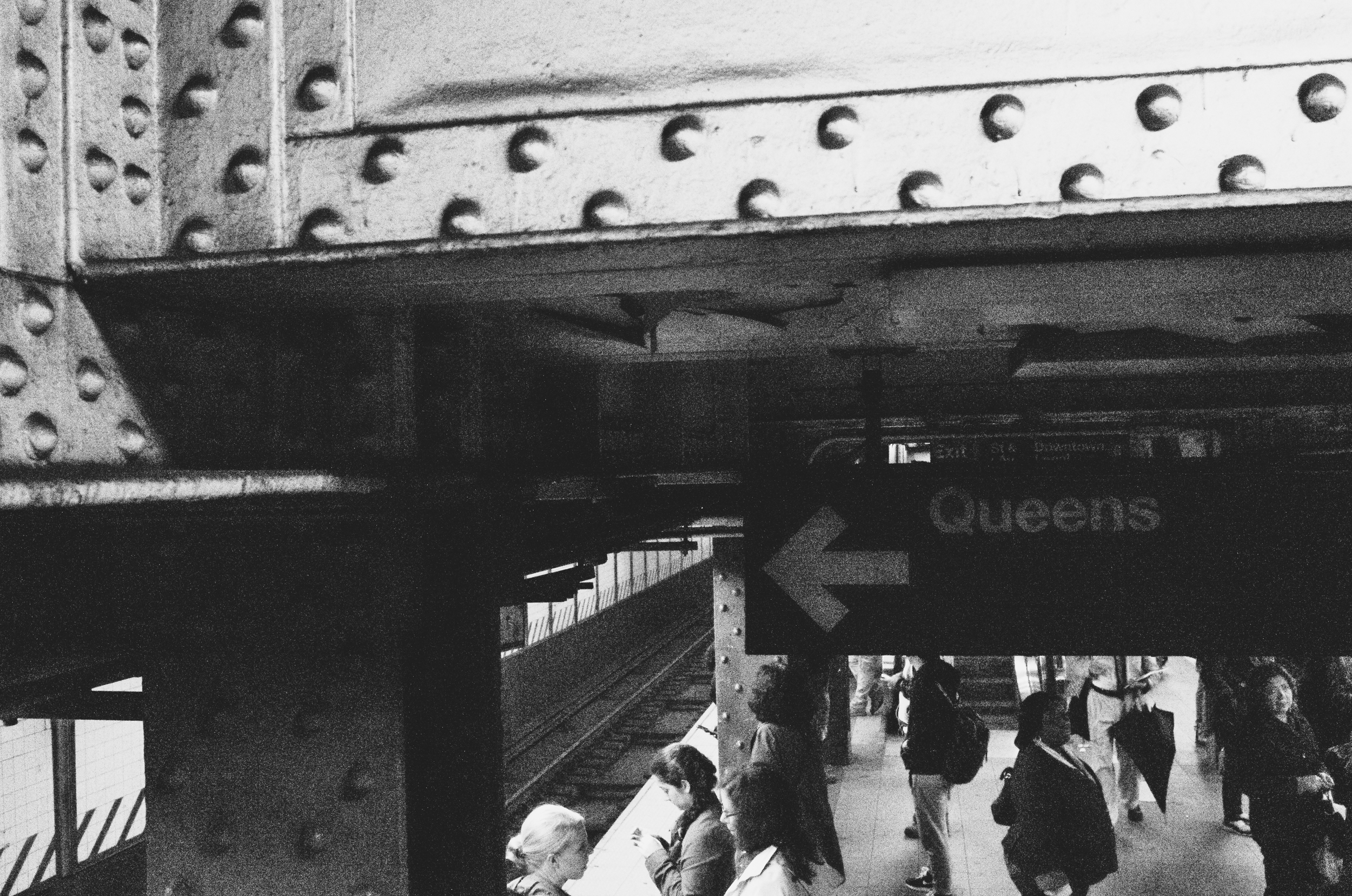 A perfectly gritty and raw shot as I made my way into the station to head back home.