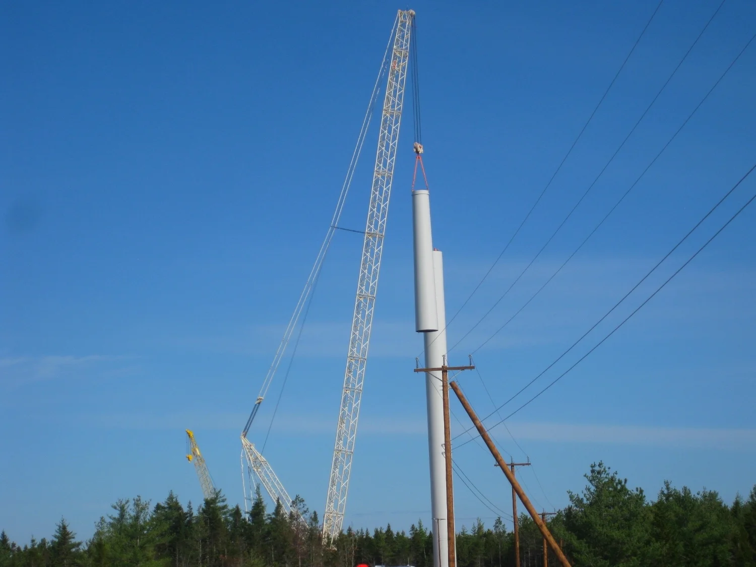 AW Leil Cranes & Equipment finishes up at South Canoe