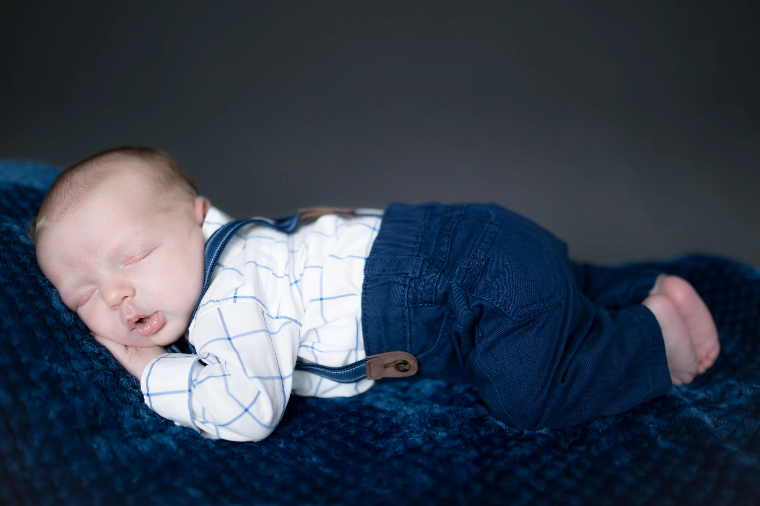 KelleyNewborn030.jpg