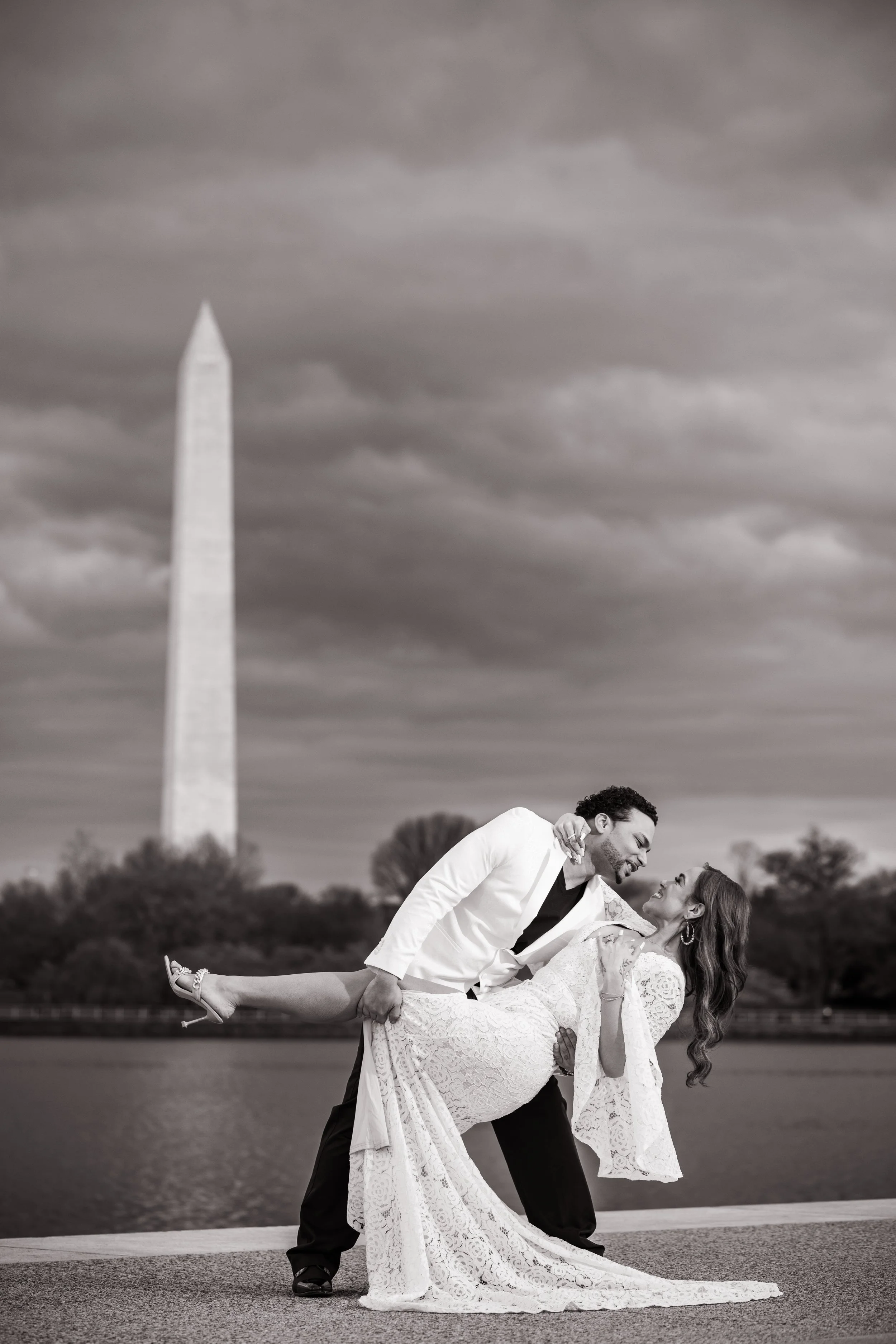 Washington DC Wedding Photographer | Iconic Monument Elopement Portrait