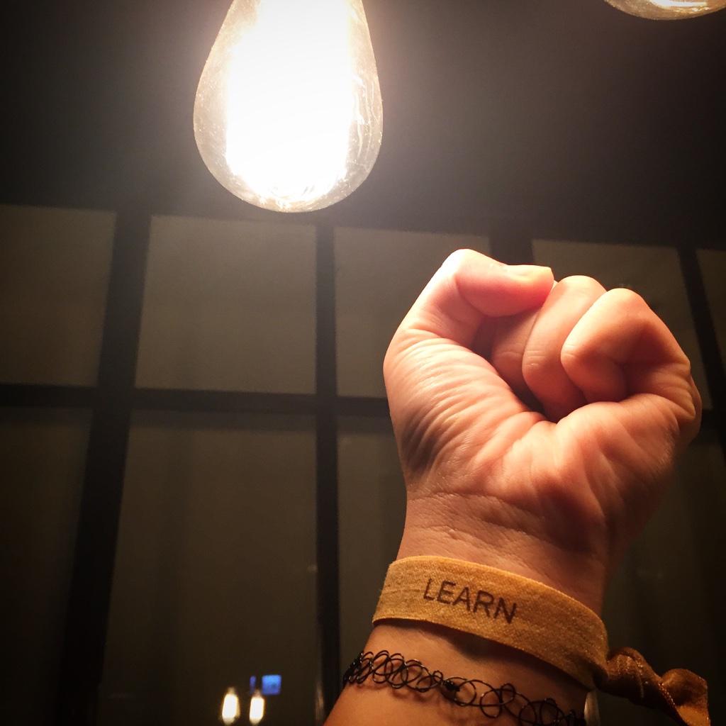 FIST UP to the LIGHTBULB! 