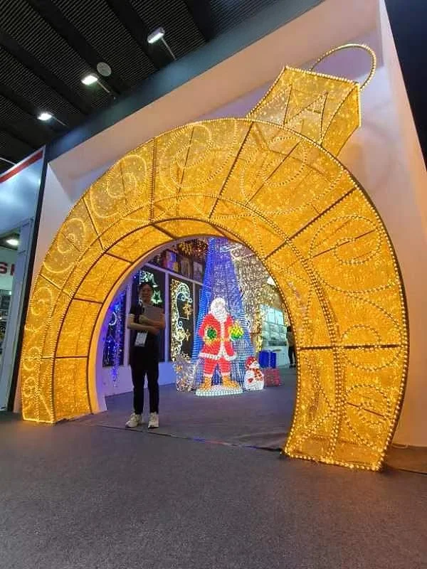 Christmas Ball Archway