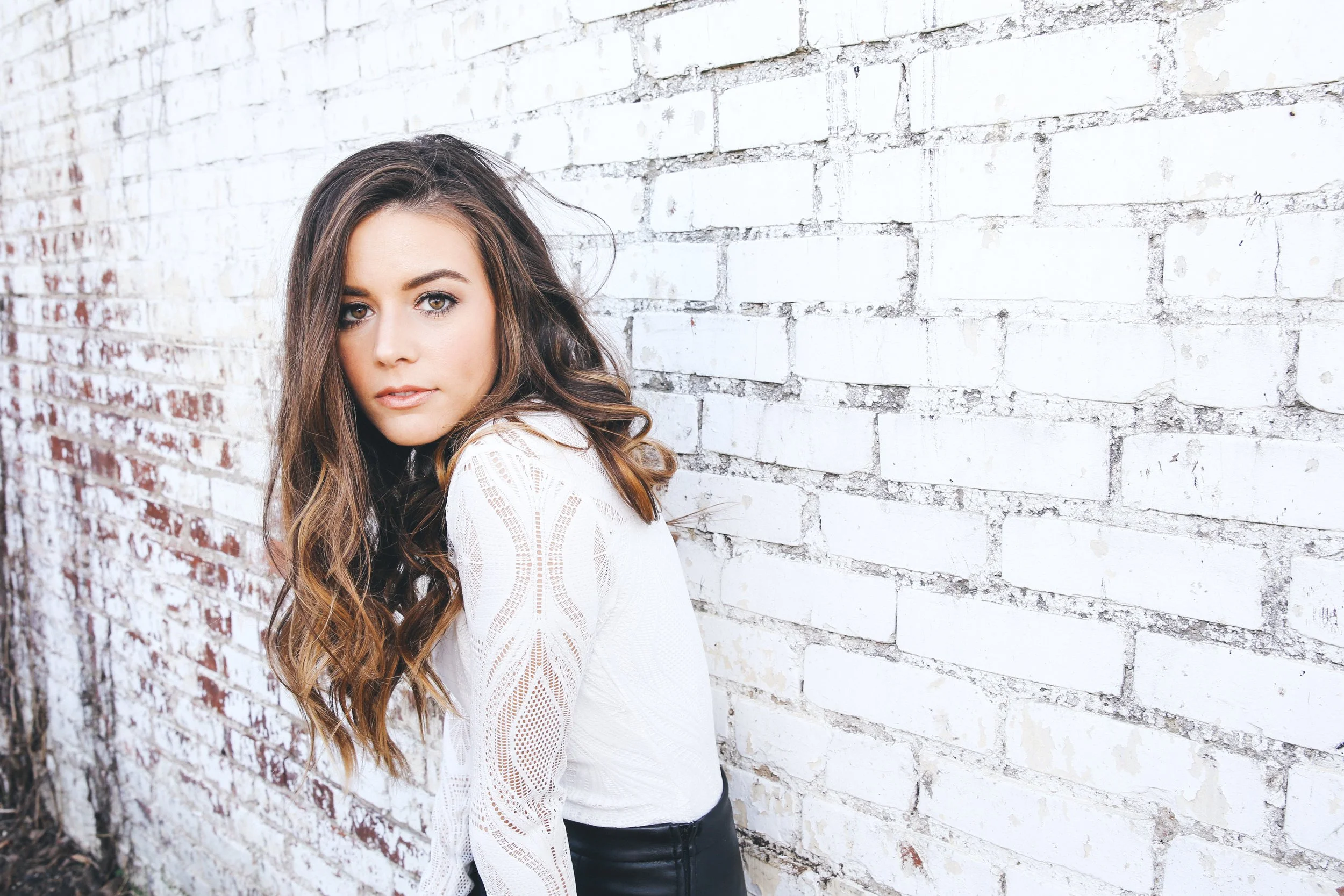 EMILY EARLE