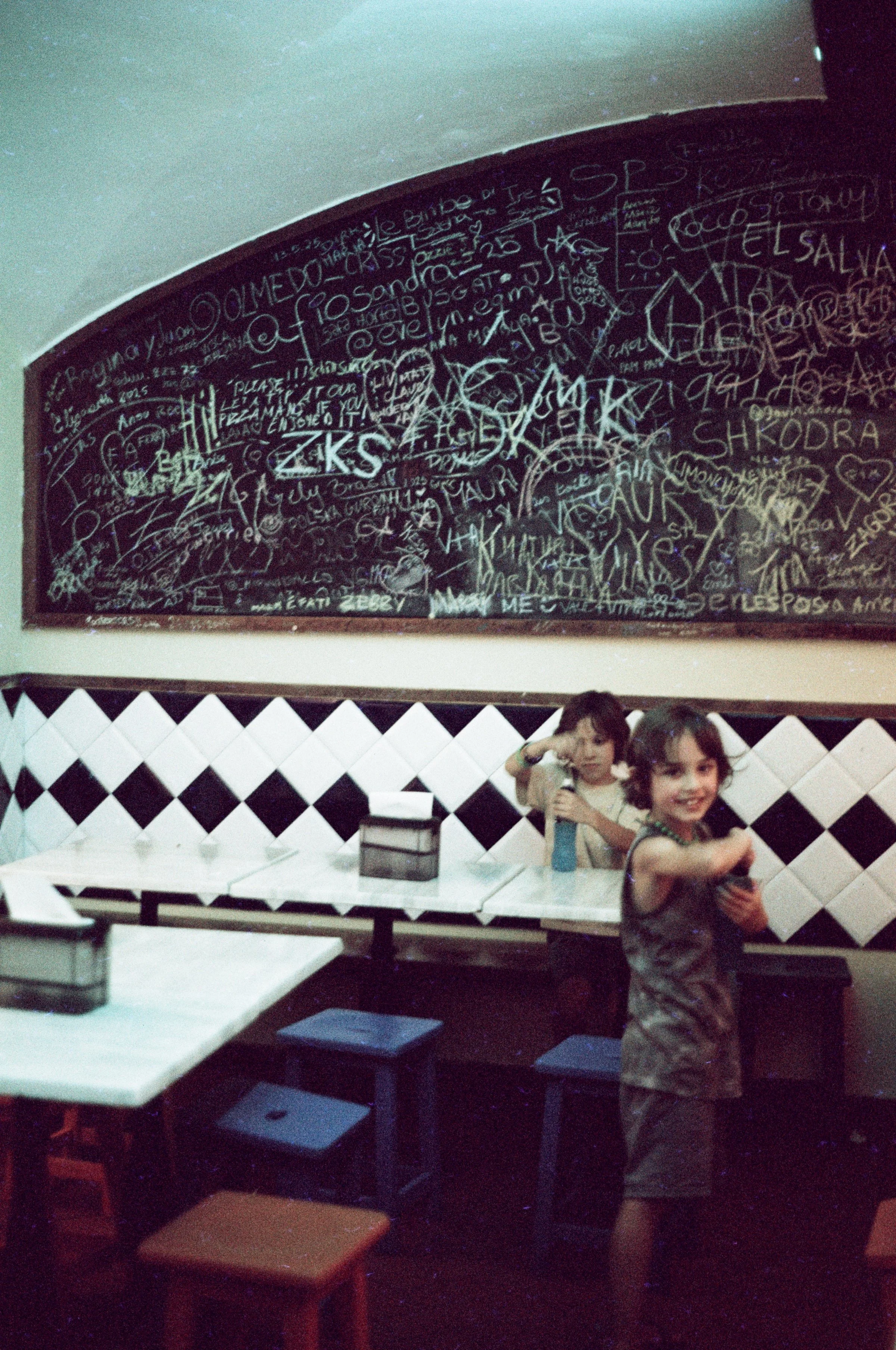 11593_11.jpg