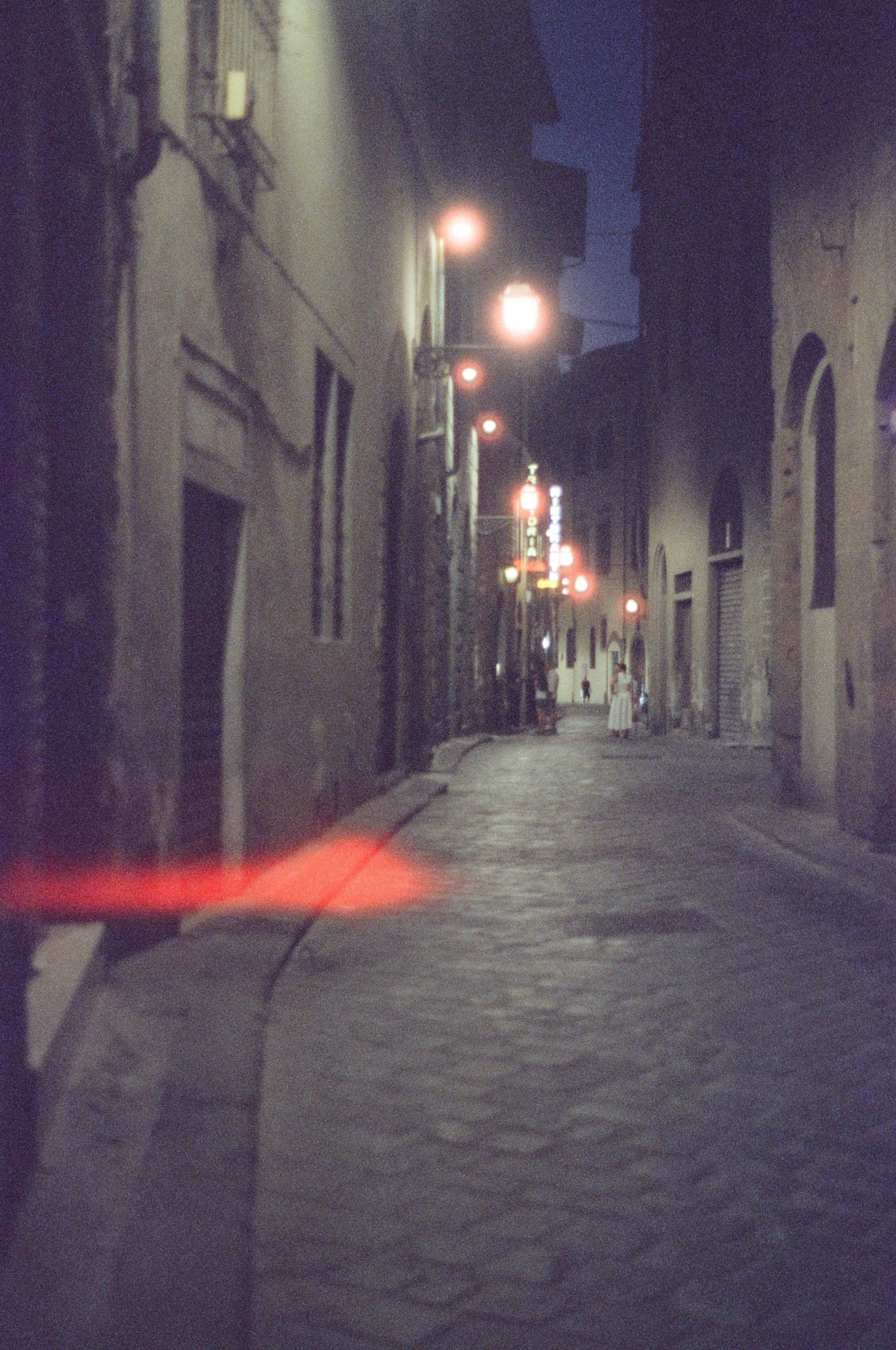 11596_04.jpg