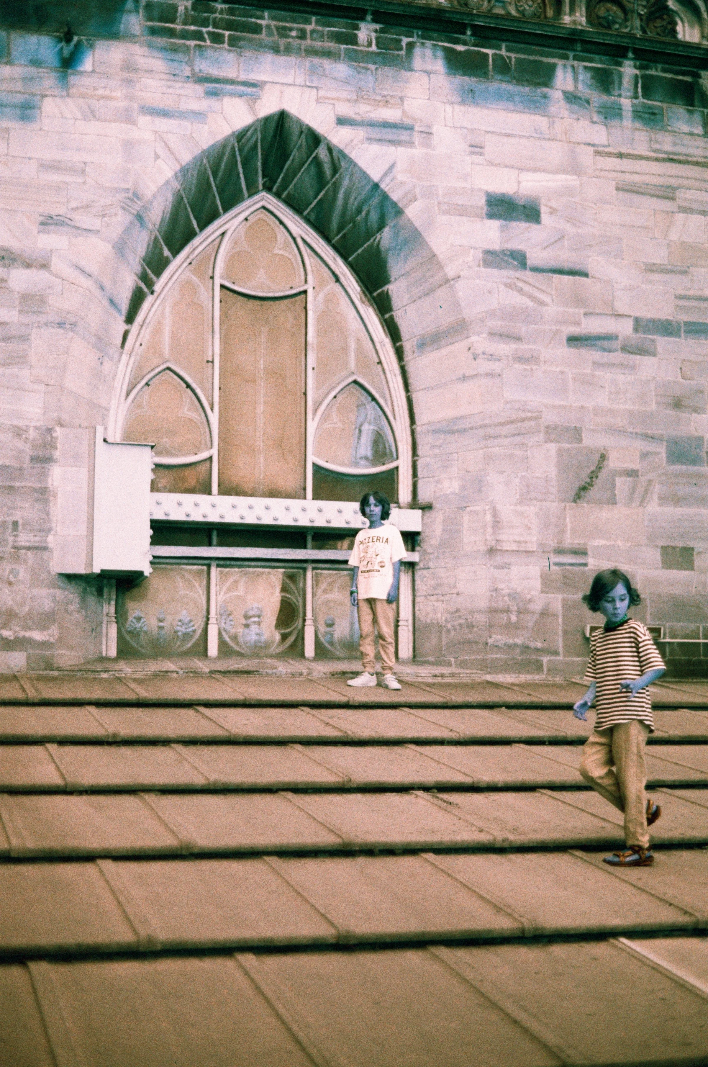 11590_21.jpg