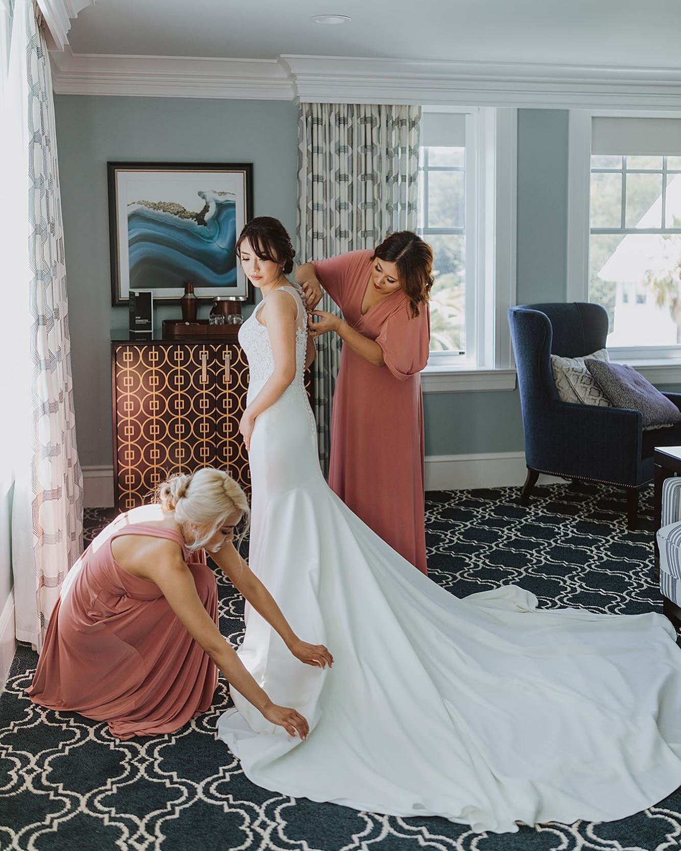 Your bridesmaids 👯&zwj;♀️ are so much more than the people that will stand by your side while you recite your vows; they&rsquo;re the ultimate dress-fluffers, Kleenex-providers, and emergency-handlers (or at least they&rsquo;ll go get your planner/c