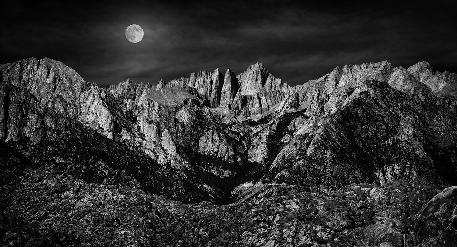 CF103742_b&w_V3_Moon over Sierras.jpg