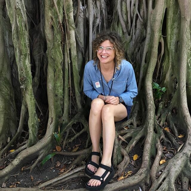 @s.ruby.woodward ...
.
.
.
Since the first time I saw you sitting at the bar, waiting for me because I was running late, I knew you were special. You had one leg up on the stool, sitting casually, chatting up the bartender. Your neon orange Birkensto