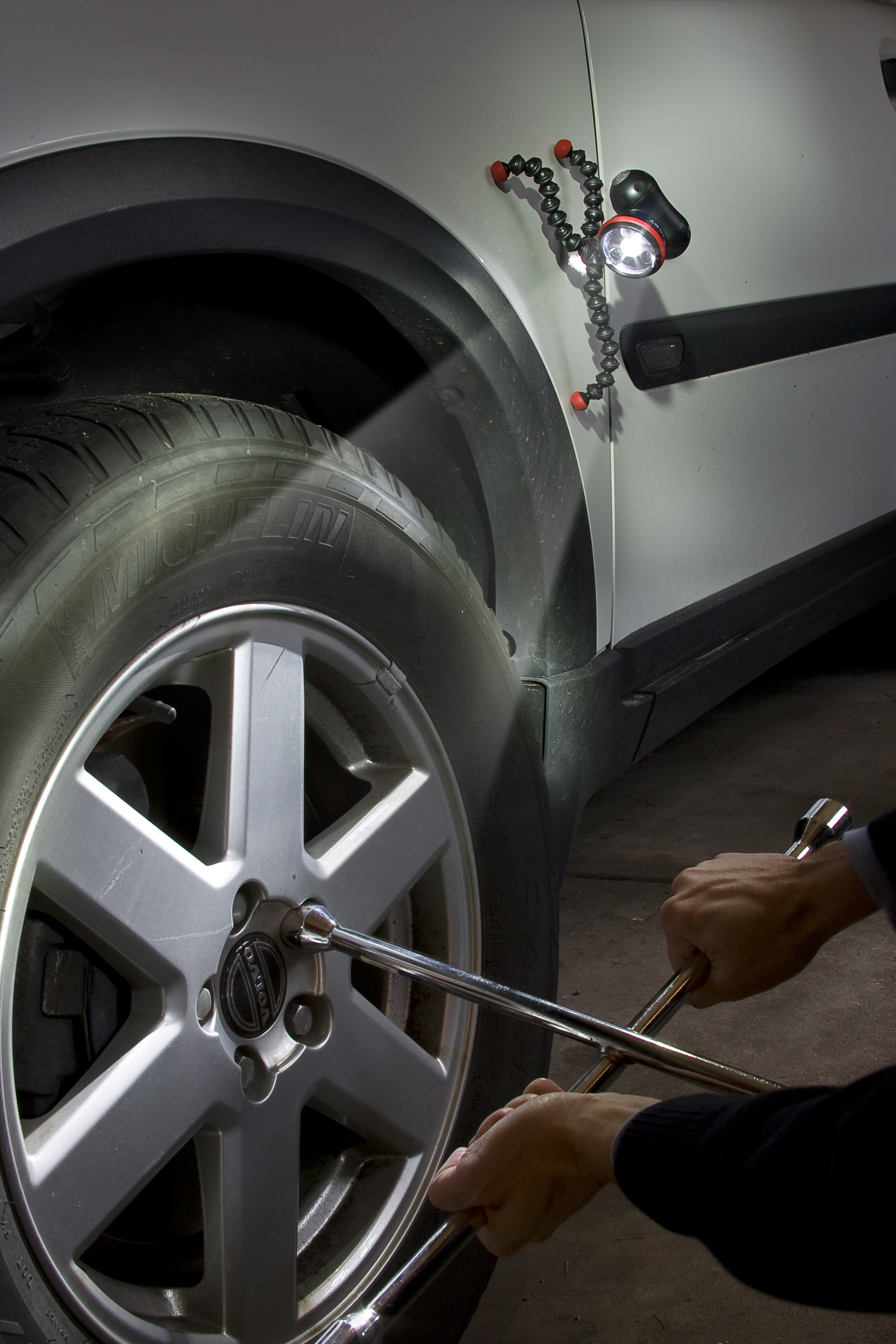 JOBY_FL2-tire.jpg